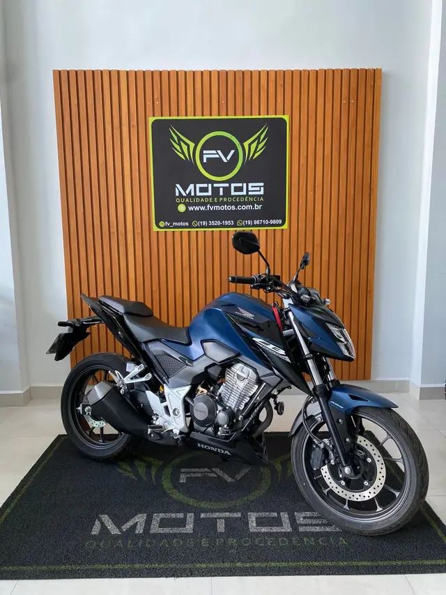 Moto Honda CB 300F Twister 2025 (ABS)