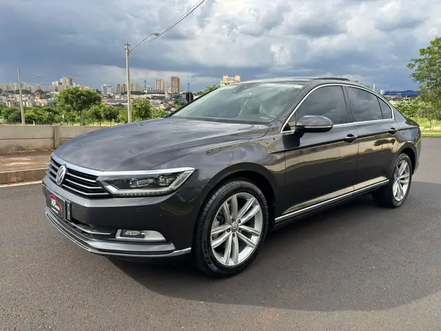 Carro Volkswagen Passat 2018 Highline 2.0 TSI DSG