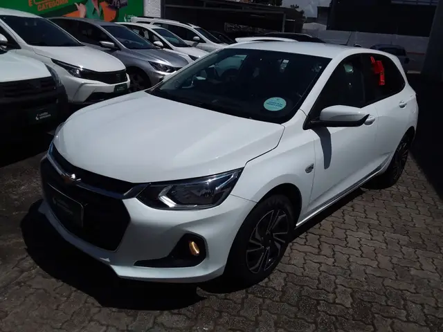 Carro Chevrolet Onix 2025 LT 1.0