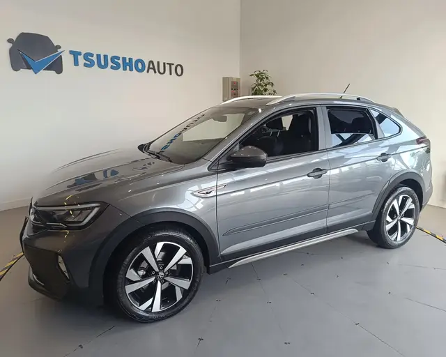 Carro Volkswagen Nivus 2023 Highline 200 TSI