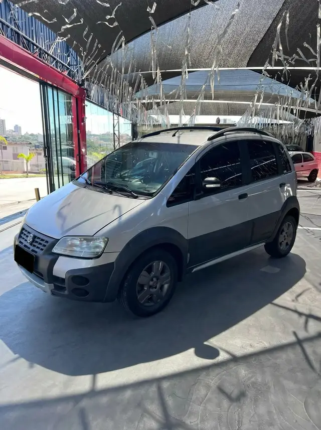 Carro Fiat Idea 2009 Adventure Locker 1.8 (Flex)