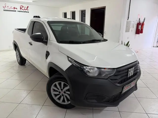 Carro Fiat Strada 2023 Endurance 1.4 Cabine Plus (Flex)