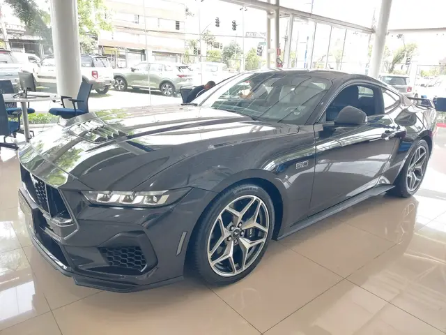 Carro Ford Mustang 2024 GT Performance