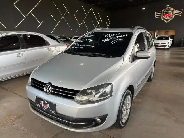 Carro Volkswagen SpaceFox 2013 Sportline 1.6 8V (Flex)