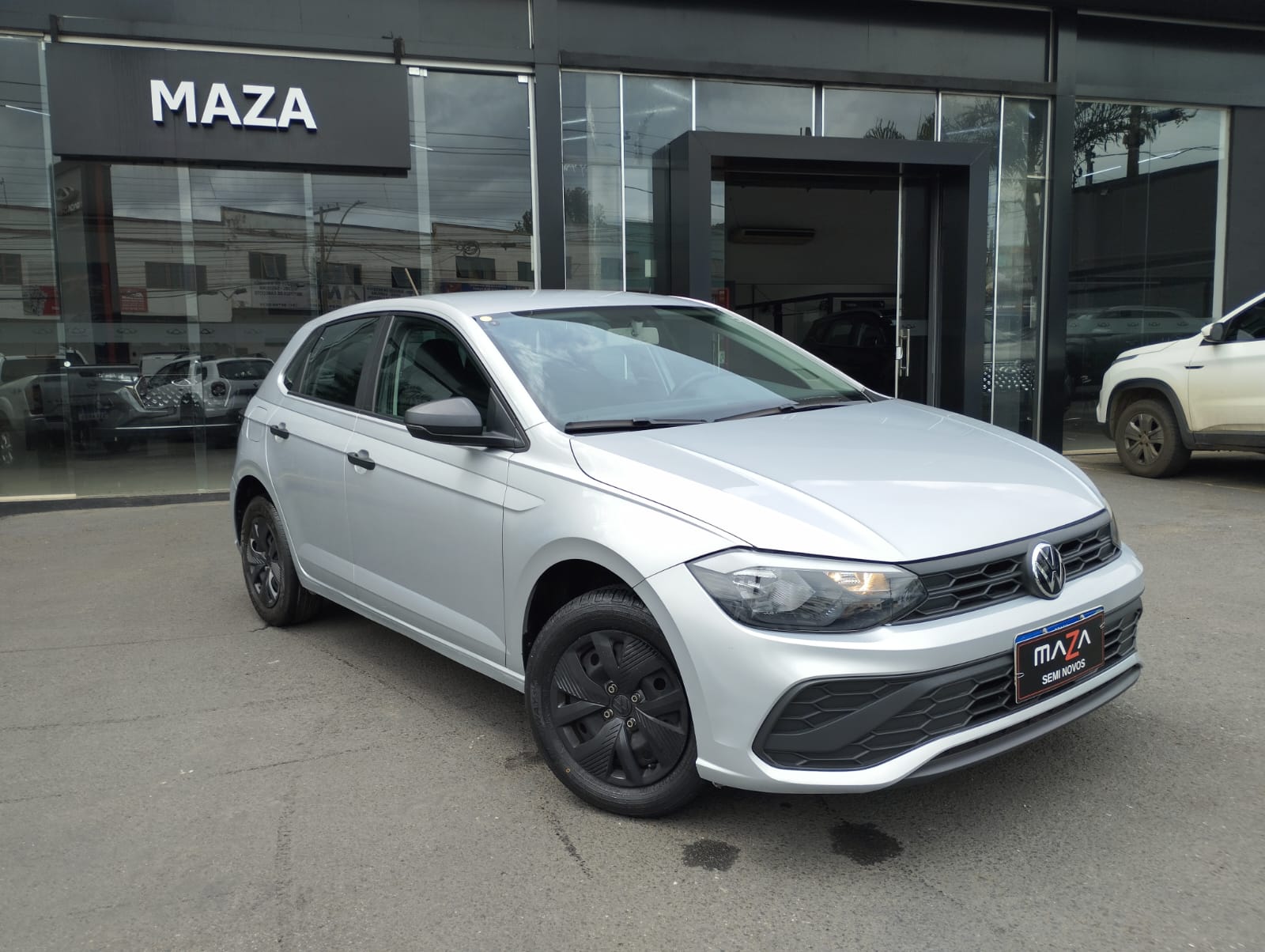 VW - Volkswagen-Polo-Track 1.0 Flex 12V 5p