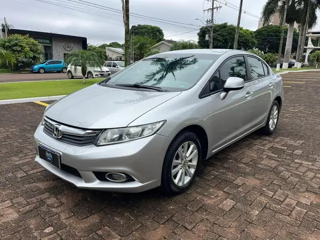 Carro Honda Civic 2014 LXS 1.8 i-VTEC (Aut) (Flex)