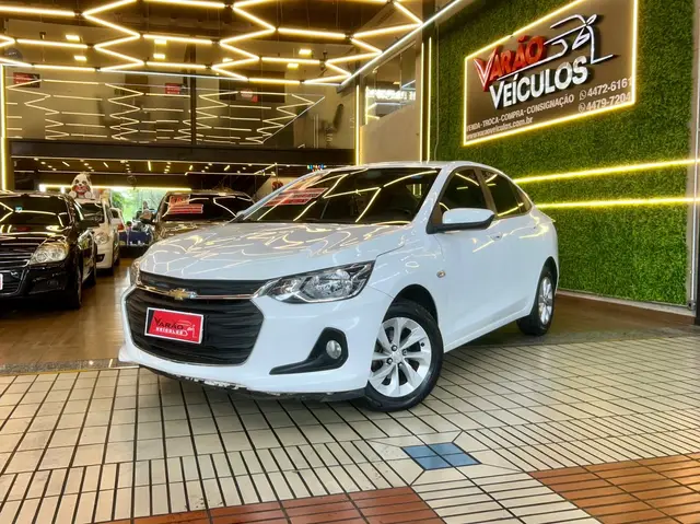 Carro Chevrolet Onix Plus 2020 1.0 LTZ Turbo Flex (Aut)