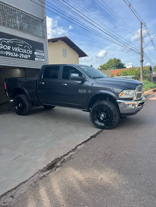 Carro Ram 2500 2016 Ram 2500 CD 6.7 4X4 Laramie