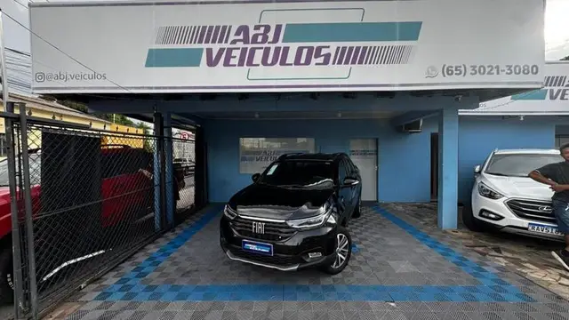 Carro Fiat Strada 2025 Volcano 1.3