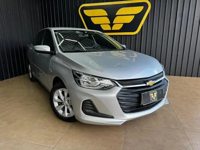 Carro Chevrolet Onix Plus 2023 LT 1.0