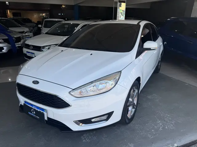 Carro Ford Focus Hatch 2018 SE 1.6 16V TiVCT