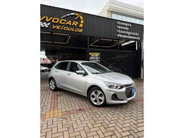Carro Chevrolet Onix 2023 LTZ 1.0 Turbo (Aut.)