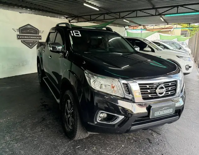 Carro Nissan Frontier 2018 2.3 TD CD LE 4x4 (Aut)