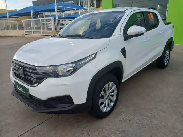 Carro Fiat Strada 2025 Volcano 1.3 Flex 8V CD Aut.