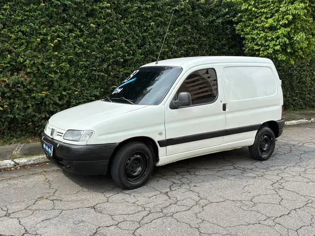 Carro Peugeot Partner 2009 Furgão 1.6 16V (Flex)