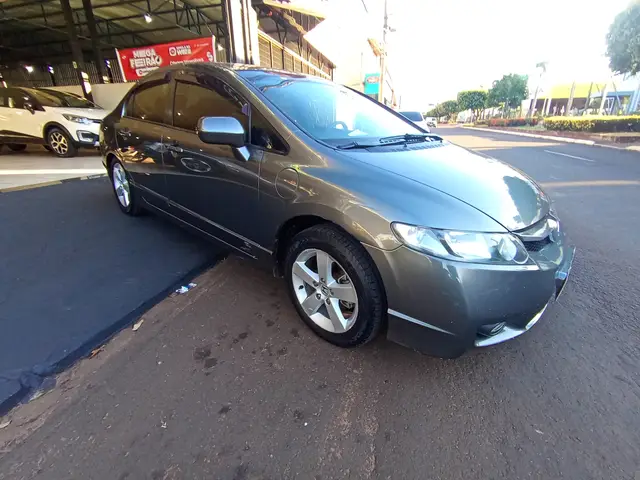 Carro Honda Civic 2010 New  LXL 1.8 16V (Flex)