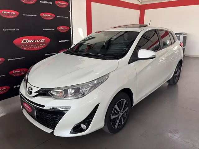 Carro Toyota Yaris 2020 1.5 XLS Connect CVT (Flex)