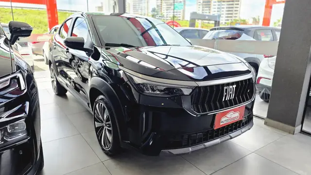 Carro Fiat Fastback 2026 Turbo 200