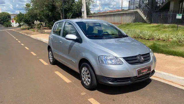 Carro Volkswagen Fox 2008 1.0 8V (Flex)
