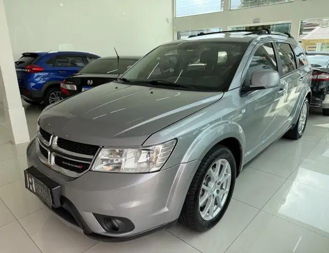 Carro Dodge Journey 2015 RT 3.6 AWD V6 Aut.