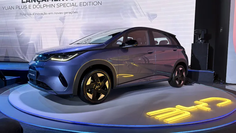 BYD Dolphin fica mais potente e ganha novo visual antes de virar híbrido 