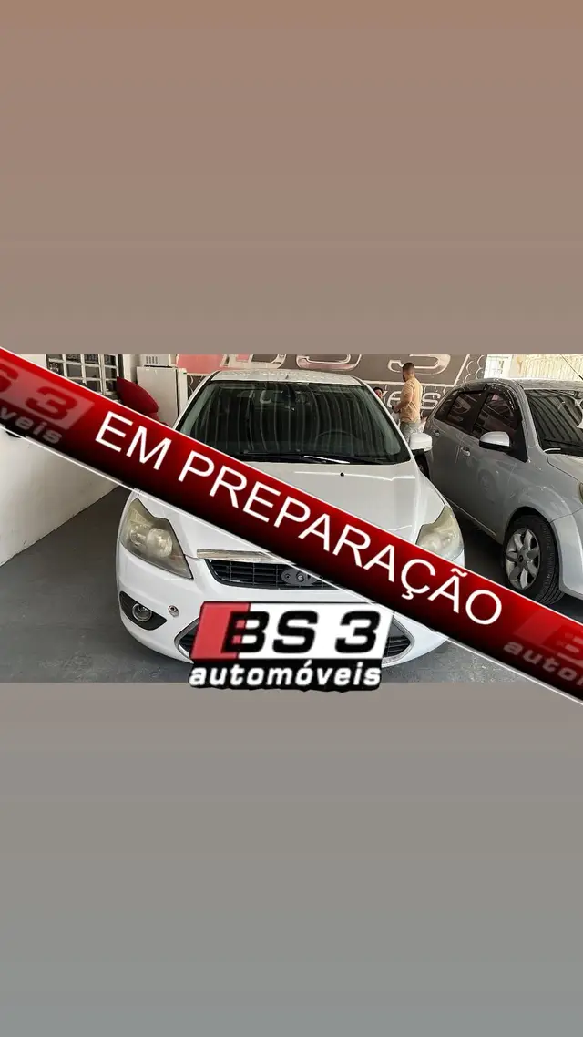 Carro Ford Focus Sedan 2013 GLX 2.0 16V (Flex)