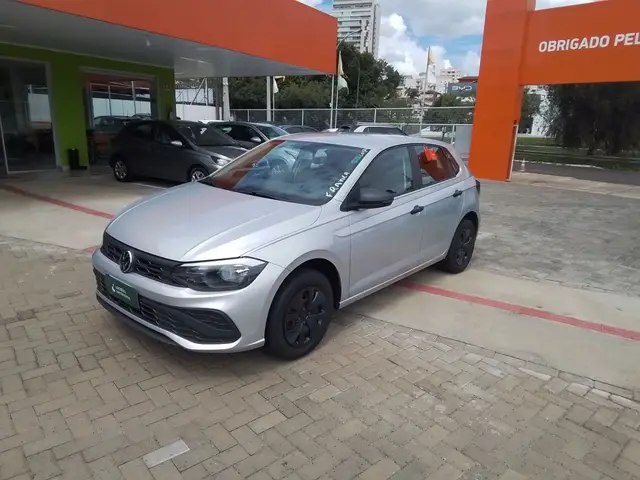 Carro Volkswagen Polo 2025 Track 1.0 Flex 12V 5p