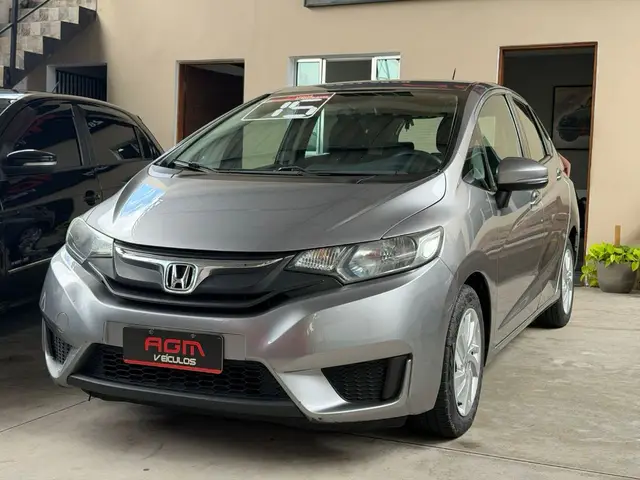Carro Honda Fit 2015 1.5 16v LX CVT (Flex)
