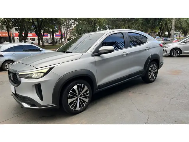 Carro Fiat Fastback 2023 Audace Turbo 200 (Flex) (Aut)