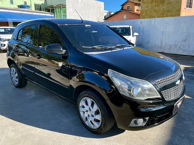 Carro Chevrolet Agile 2013 LT 1.4 8V (Flex)