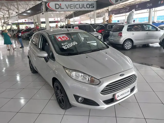 Carro Ford New Fiesta Hatch 2015 New Fiesta SE 1.5 16V