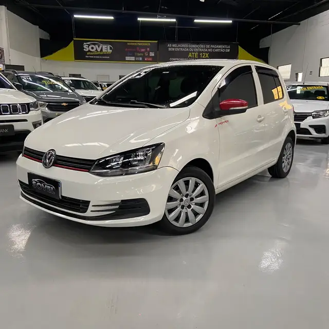 Carro Volkswagen Fox 2015 Trendline 1.6 MSI (Flex)