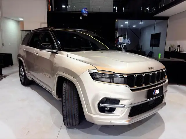 Carro Jeep Commander 2022 Limited T270 (Aut)