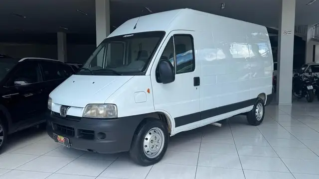 Carro Peugeot Boxer 2011 2.3 Furg.TB Dies. Curto/Médio