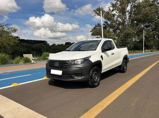 Carro Fiat Strada 2023 Endurance 1.4 Cabine Plus (Flex)