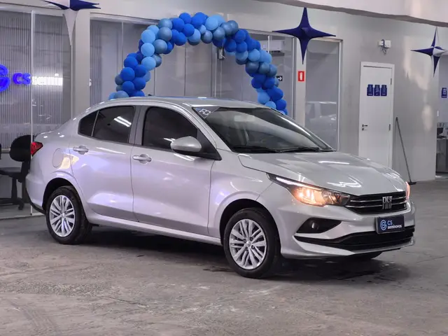 Carro Fiat Cronos 2023 Drive 1.3 (Flex) MT