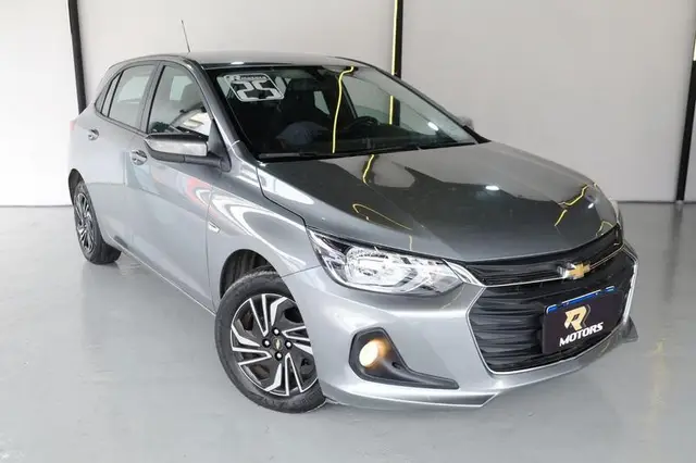 Carro Chevrolet Onix 2025 1.0