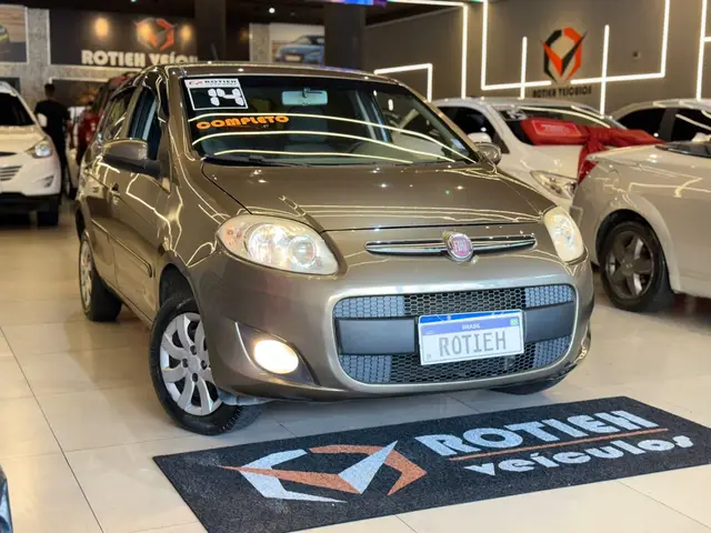 Carro Fiat Palio 2014 Attractive 1.0 8V (Flex)