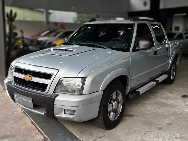 Carro Chevrolet S10 Cabine Dupla 2011 S10 Executive 4x2 2.4 (Flex) (Cab Dupla)