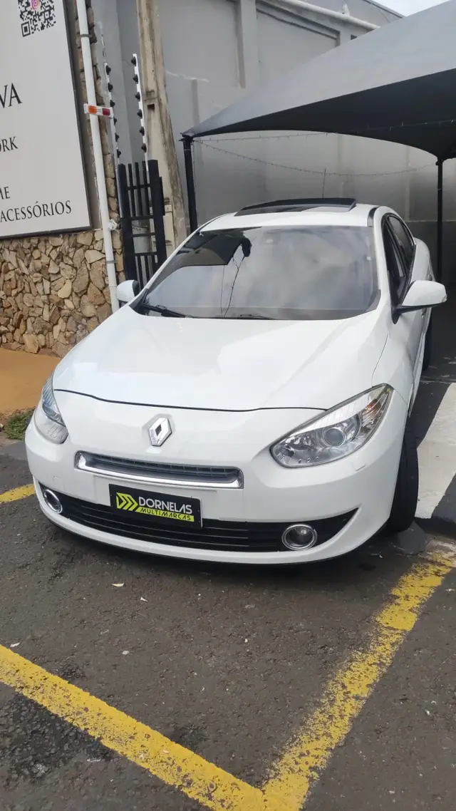 Carro Renault Fluence 2012 2.0 16V Privilege (Aut) (Flex)