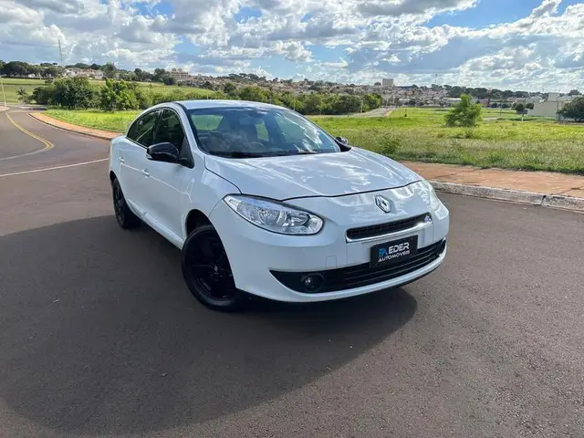 Carro Renault Fluence 2014 1.6 16V Expression (Flex)