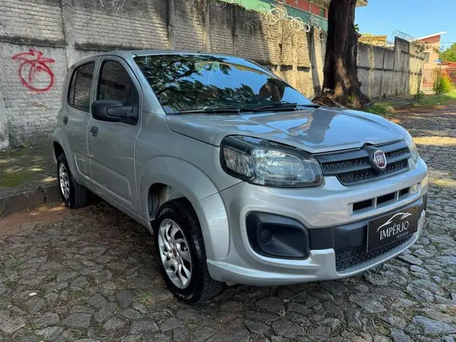 Carro Fiat Uno 2020 Attractive 1.0 8V (Flex) 4p