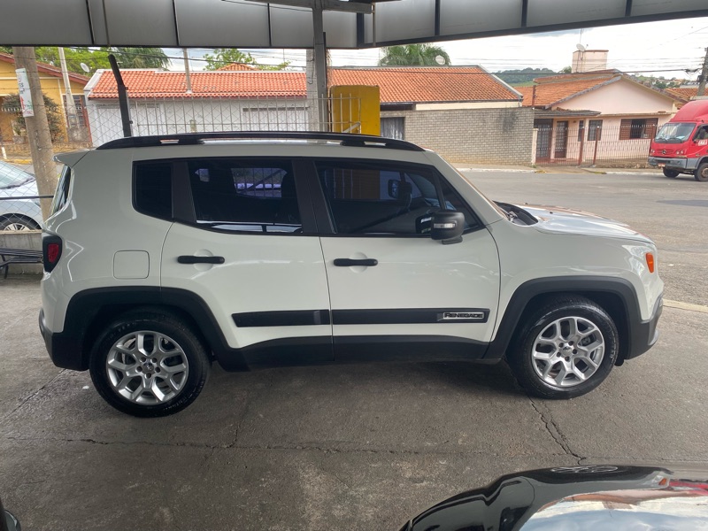 Jeep Renegade 1.8 (Aut) (Flex)