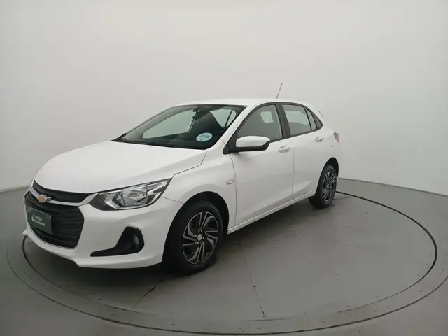 Carro Chevrolet Onix 2025 LT 1.0