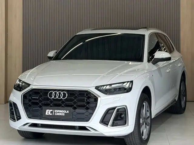 Carro Audi Q5 2024 Performance 2.0 TFSIe S.Tr. Qt (Hib.)