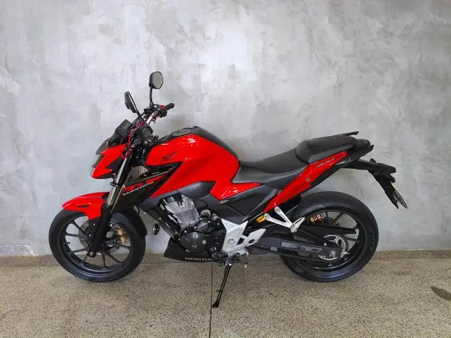 Moto Honda CB 300F Twister 2024 Standard
