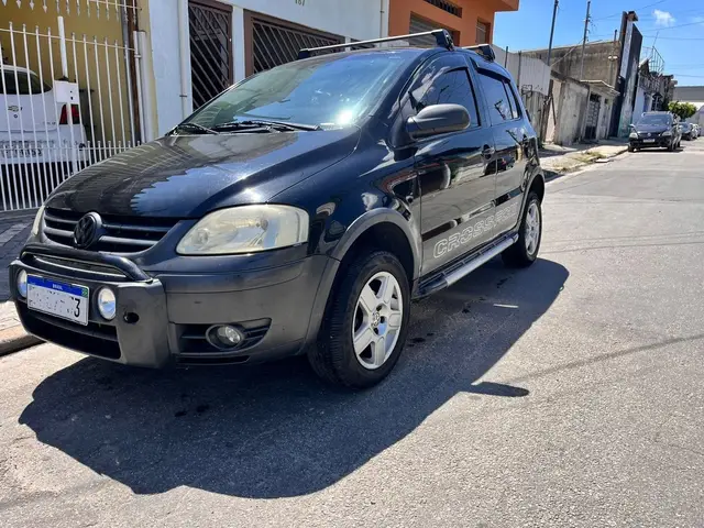 Carro Volkswagen CrossFox 2005 1.6 (Flex)