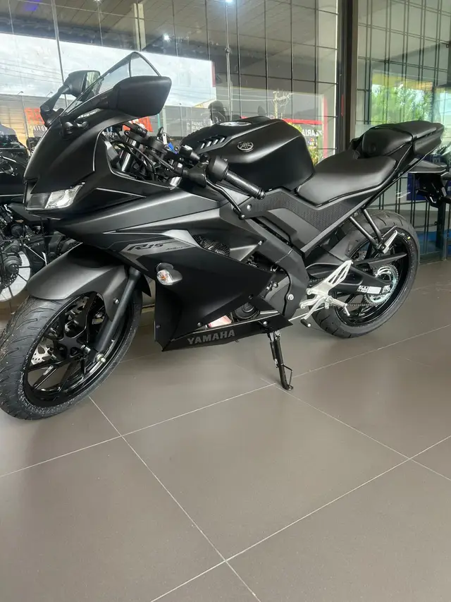 Moto Yamaha YZF R15 2026 ABS