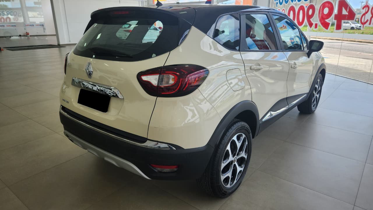 Renault-Captur-Intense 1.6 16v SCe CVT (Flex)