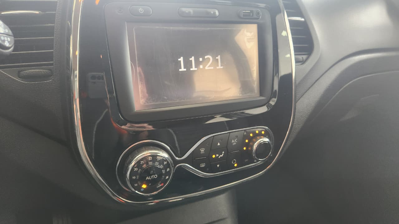 Renault-Captur-Intense 1.6 16v SCe CVT (Flex)